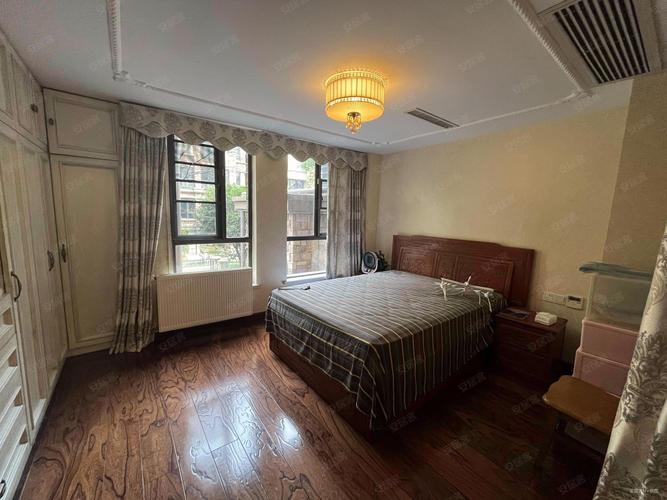 金地圣爱米伦房价