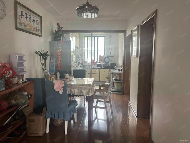 扬州春江花园二手房