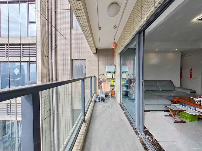 深圳港铁天颂房价