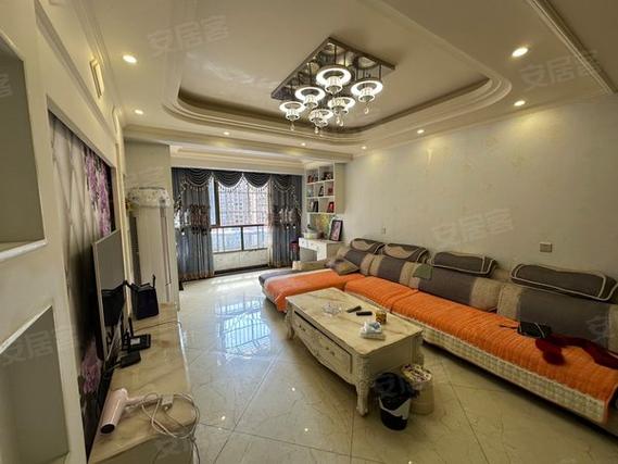 雅安第一江岸房价