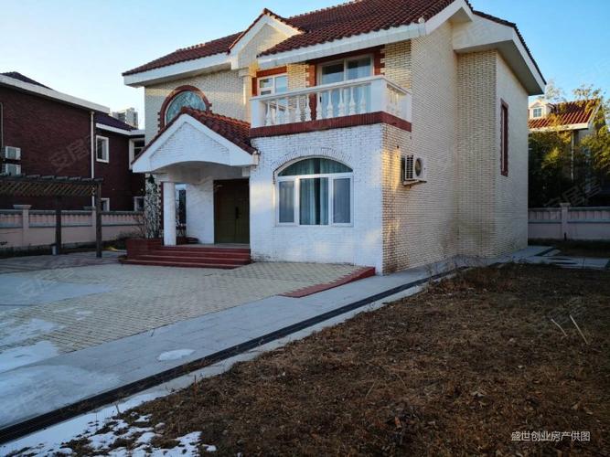 龙城花园别墅二手房