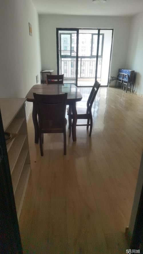 绿地卢浮公馆二手房