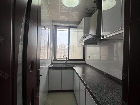 海门国际车城二手房