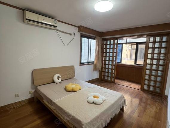 上海龙柏新村房价