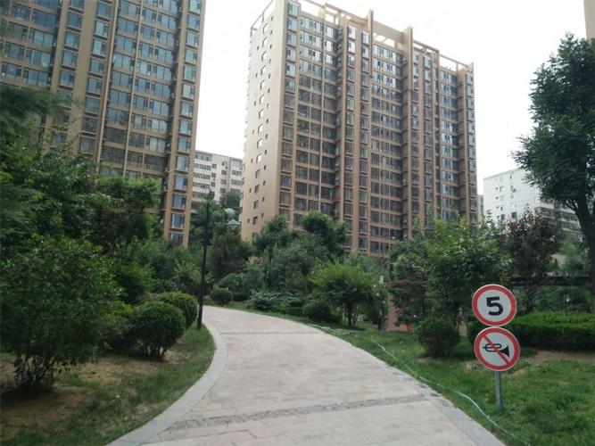 阳泉半山公馆房价