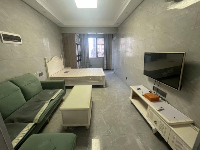 新贵华城二手房出售