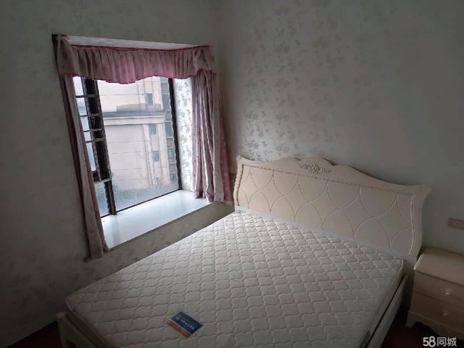 荣昌寰宇世家二手房