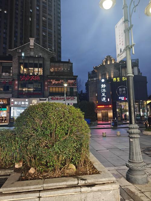 南充地下商场最新情况